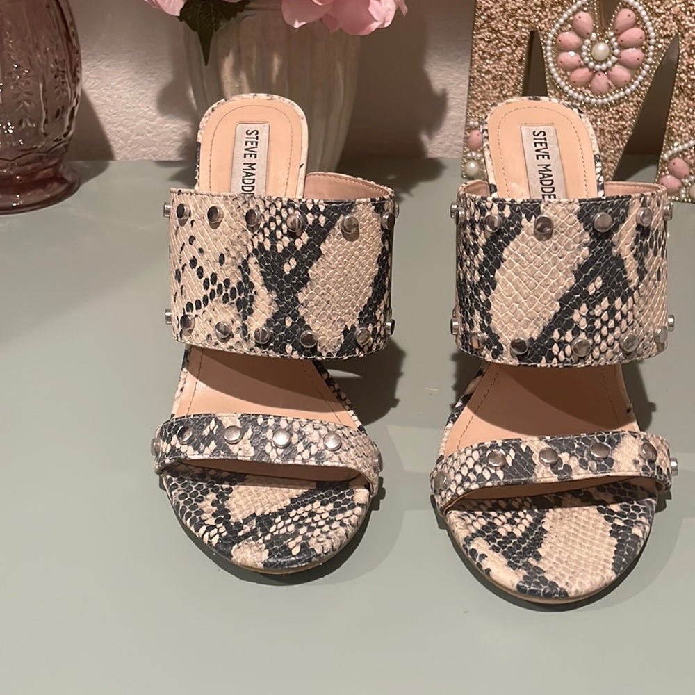 Steve Madden strappy heels